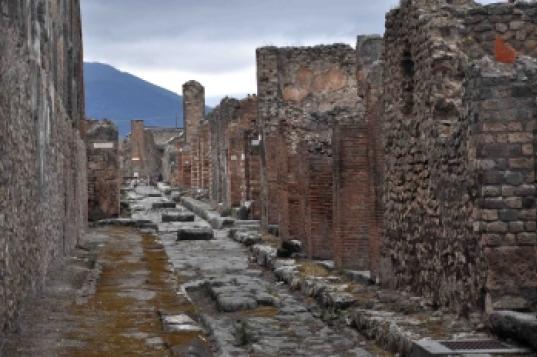 Помпеи – город погребенный заживо