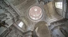 Костел Святых Петра и Павла в Вильнюсе – лепная «жемчужина» в стиле барокко Загадочная история главного алтаря